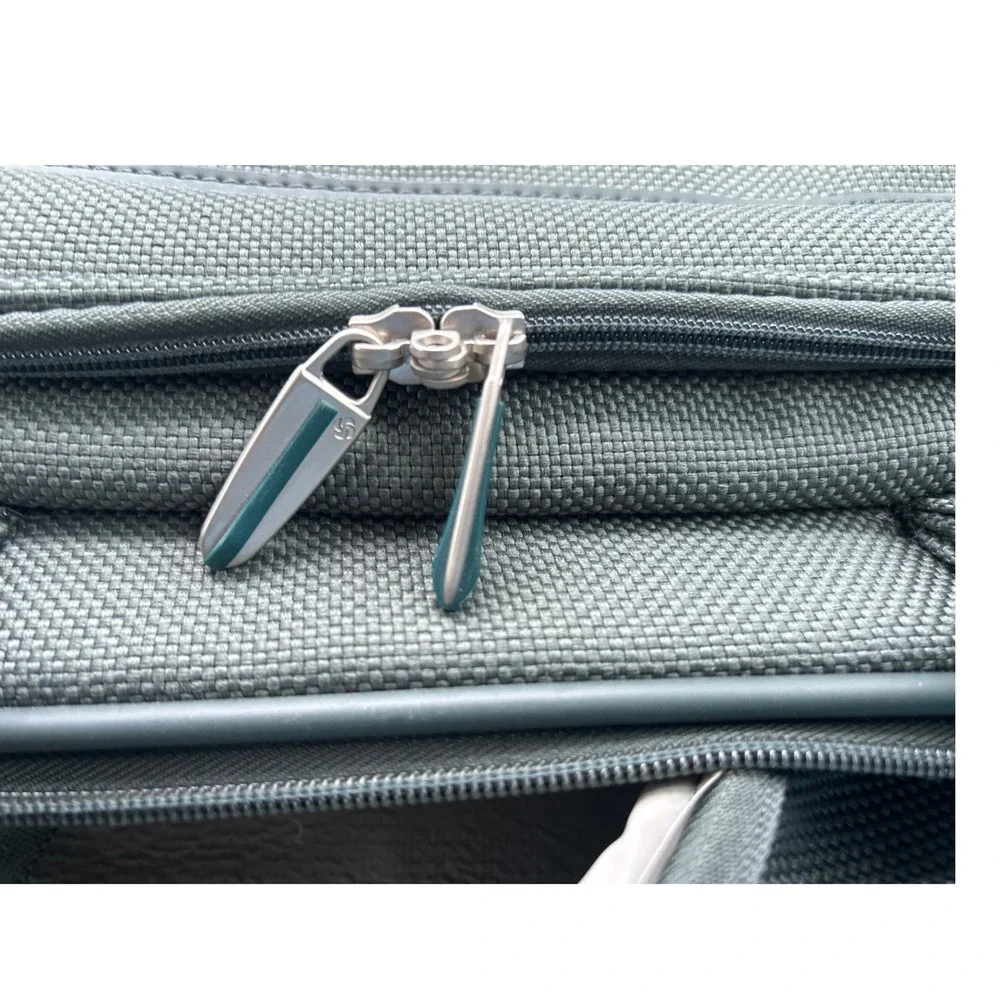 Samsonite Green Ballistic Nylon Travel Carry-On Bag‎ Multi-Pocket Utility Duffle